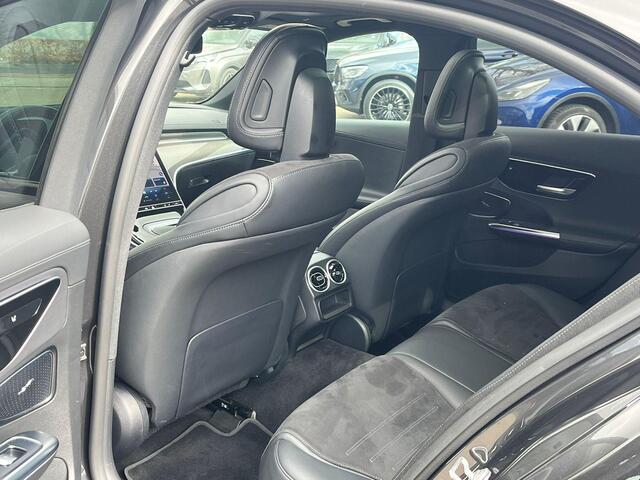 Mercedes-Benz C-KLASSE 300 AMG Line VAN: 43.900,- VOOR: 39.877,- UW LENTEVOORDEEL: 4.023,- | MEGA COMPLEET!! | RIJKLAARPIJS incl. 12mnd BOVAG