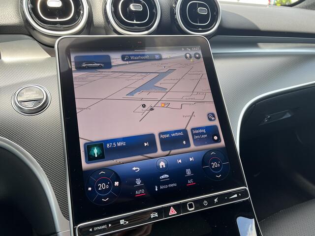 Mercedes-Benz C-KLASSE Estate 180 | Panoramadak | Luxury | Privacy Glas Achter | KEYLESS GO Pakket | Apple CarPlay | Android Auto | Elektrisch Verstelbare Voorstoelen + Memory | Dodehoekassistent