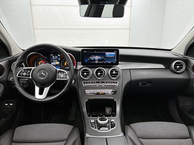 Mercedes-Benz C-KLASSE Estate 300 e Plug-In Hybride Panorama Schuif-Kanteldak | Achteruitrijcamera | Ledkoplampen | Easy Pack Achterklep | Stoelverwarming. Inclusief 24 maanden MB Certified garantie voor Europa.