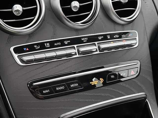 Mercedes-Benz C-KLASSE Estate 300 e Plug-In Hybride Panorama Schuif-Kanteldak | Achteruitrijcamera | Ledkoplampen | Easy Pack Achterklep | Stoelverwarming. Inclusief 24 maanden MB Certified garantie voor Europa.