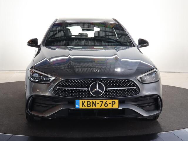Mercedes-Benz C-KLASSE 300e Business Solution AMG | Panoramaschuifdak | Premium Plus | Burmester | Head-Up | Trekhaak | Stoelventilatie |