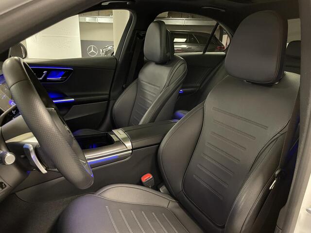 Mercedes-Benz C-KLASSE 200 AMG Line | Pano | Trekhaak | Memory