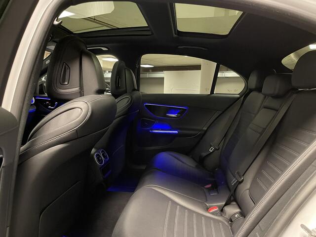 Mercedes-Benz C-KLASSE 200 AMG Line | Pano | Trekhaak | Memory