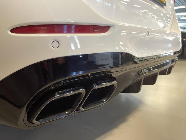 Mercedes-Benz C-KLASSE Estate 300 e AMG Line C63 Diffuser/18"/Panoramadak/Laser LED/Trekhaak/Stoelverwarming + memory l + r/Adaptieve cruise/Sfeerverlichting premium/Elektrische klep/Apple Carplay & Android Auto