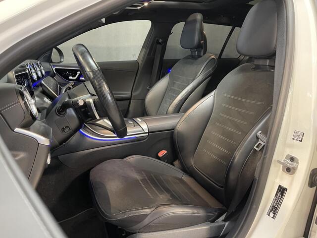 Mercedes-Benz C-KLASSE Estate 300 e AMG Line C63 Diffuser/18"/Panoramadak/Laser LED/Trekhaak/Stoelverwarming + memory l + r/Adaptieve cruise/Sfeerverlichting premium/Elektrische klep/Apple Carplay & Android Auto