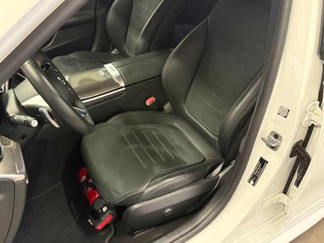 Mercedes-Benz C-KLASSE 180 AMG LINE Panoramadak / Carplay / Burmester / Night Package / Camera