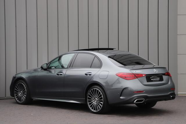Mercedes-Benz C-KLASSE 300e AMG | 313PK | Head-up | Keyless | Burmester | Distronic+ | Sfeerverl. | Stoelkoeling | Stuurwielverw. | Memory | 2025.