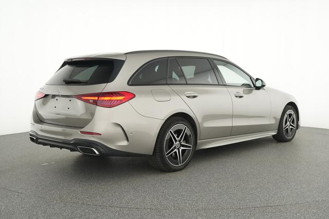 Mercedes-Benz C-KLASSE Estate 300 e 4MATIC AMG Plug-In Hybride AMG Line | Night Pakket | Trekhaak | Memory voorstoelen | Parkeerpakket met achteruitrijcamera | Stoelverwaming | Ledkoplampen. Inclusief 24 maanden Mercedes-Benz Certified garantie voor Europa.