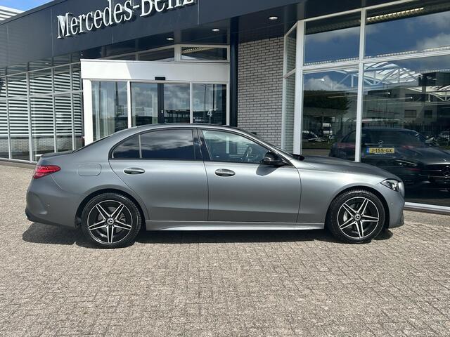 Mercedes-Benz C-KLASSE 300 e AMG Line | Massage | Apple Carplay | LED Koplampen |