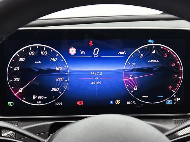 Mercedes-Benz C-KLASSE Estate 180 AMG Nightpakket | Trekhaak | Alarm | Memory | Dode Hoek Ass | CarPlay | Keyless Go | Premium Sfeerverlichting | Inclusief 24 maanden Mercedes-Benz Certified garantie voor Europa.
