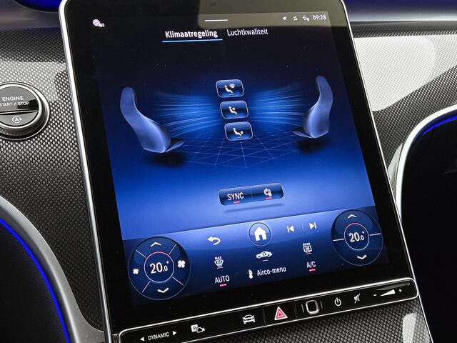 Mercedes-Benz C-KLASSE Estate 180 AMG Nightpakket | Trekhaak | Alarm | Memory | Dode Hoek Ass | CarPlay | Keyless Go | Premium Sfeerverlichting | Inclusief 24 maanden Mercedes-Benz Certified garantie voor Europa.