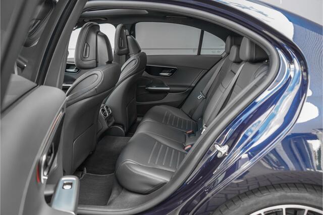 Mercedes-Benz C-KLASSE 200 Launch Edition AMG Line Pano Burmester Trekhaak Camera Stoelverw