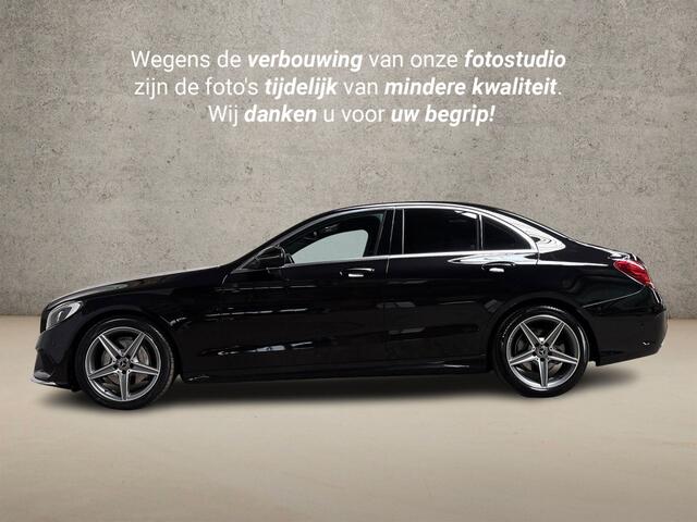 Mercedes-Benz C-KLASSE 180 AMG Sport 156Pk Automaat (NAVIGATIE, CAMERA, LEDER, ZWART HEMEL, STOELVERWARMING, SPORTSTOELEN, GETINT GLAS, NIEUWSTAAT)