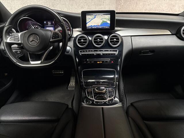 Mercedes-Benz C-KLASSE 180 AMG Sport 156Pk Automaat (NAVIGATIE, CAMERA, LEDER, ZWART HEMEL, STOELVERWARMING, SPORTSTOELEN, GETINT GLAS, NIEUWSTAAT)