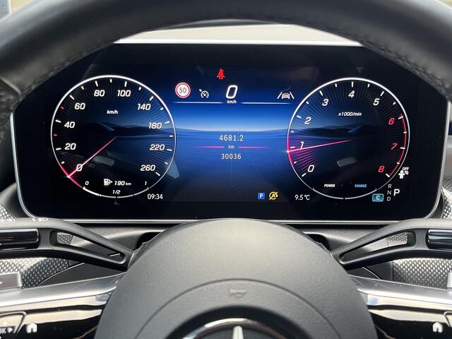 Mercedes-Benz C-KLASSE CLE Coupe 200 AMG Line | NL Auto/Voll.Historie/Navi/Leder/Pano.Dak/Sfeerverlichting/Elektr.Wegklapbare Trekhaak/Apple CarPlay-Android Auto