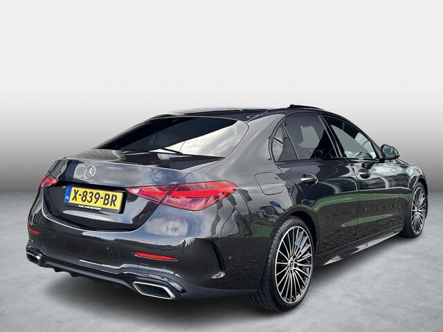 Mercedes-Benz C-KLASSE 200 AMG Line | Licht Interieur | Burmester | Memory | Head Up | Panoramadak | 360 Camera