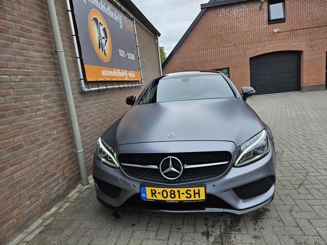 Mercedes-Benz C-KLASSE Coupé 300 Prestige