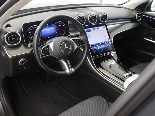 Mercedes-Benz C-KLASSE 200 Launch Edition Luxury Line | Sfeerverlichting | Stoelverwarming | Achteruitrijcamera |