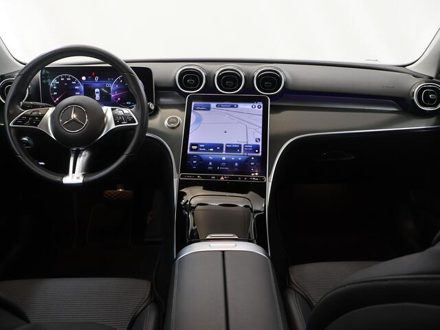 Mercedes-Benz C-KLASSE 200 Launch Edition Luxury Line | Sfeerverlichting | Stoelverwarming | Achteruitrijcamera |