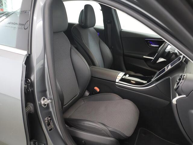 Mercedes-Benz C-KLASSE 200 Launch Edition Luxury Line | Sfeerverlichting | Stoelverwarming | Achteruitrijcamera |