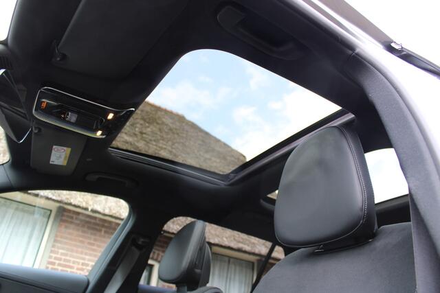 Mercedes-Benz C-KLASSE Estate 300 e AMG Line SOh 94,6% PANO SFEER LED 108000KM!!!