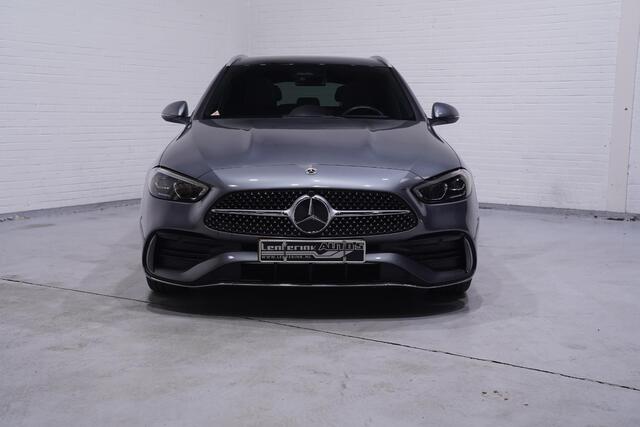 Mercedes-Benz C-KLASSE Estate 180 AMG Line NAP 1e eigen. ACC digi-dashboard electr bediende stoelen met memo 360 camera DAB-ontvangst panodak-glasuitv. PDC v+a electrische-achterklep schakelflippers private-glas led-verlichting drivers-assist sportstoelen met lederen/alcantara