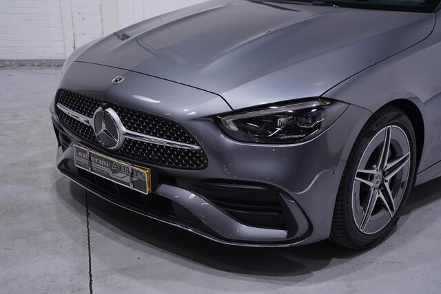 Mercedes-Benz C-KLASSE Estate 180 AMG Line NAP 1e eigen. ACC digi-dashboard electr bediende stoelen met memo 360 camera DAB-ontvangst panodak-glasuitv. PDC v+a electrische-achterklep schakelflippers private-glas led-verlichting drivers-assist sportstoelen met lederen/alcantara