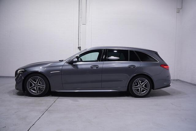 Mercedes-Benz C-KLASSE Estate 180 AMG Line NAP 1e eigen. ACC digi-dashboard electr bediende stoelen met memo 360 camera DAB-ontvangst panodak-glasuitv. PDC v+a electrische-achterklep schakelflippers private-glas led-verlichting drivers-assist sportstoelen met lederen/alcantara