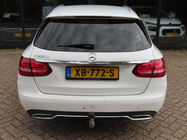 Mercedes-Benz C-KLASSE Estate 220 CDI Business*Navi*LED*AHK*EXPORT/EX.BPM*