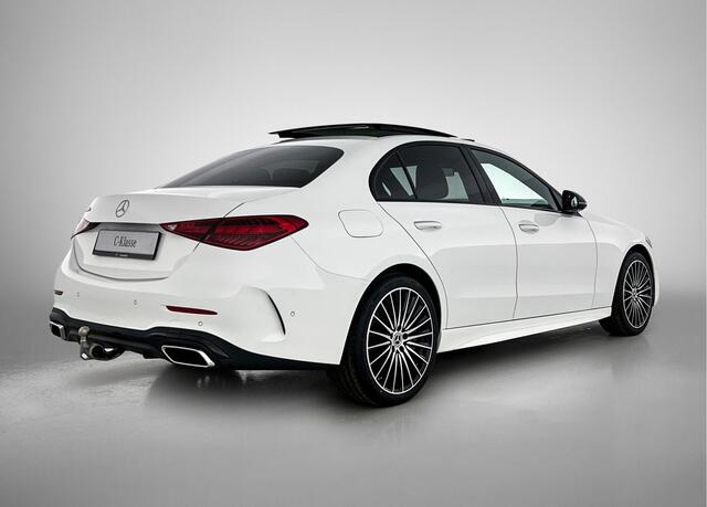 Mercedes-Benz C-KLASSE 300 e Business Solution AMG | Comfortpakket Plus | Nightpakket | Middenconsole metaalstructuur | Trekhaak | Panoramaschuifdak | GUARD 360° Plus | 360° camera | 19" multispaaks lichtmetalen AMG-velgen |