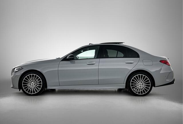 Mercedes-Benz C-KLASSE 300 e Business Solution AMG | Premium Plus | Nightpakket | Trekhaak | GUARD 360° Plus | Smartphone-integratie | Panoramaschuifdak | 360° camera | Burmester® 3D surround sound | 19" multispaaks lichtmetalen AMG-velgen |