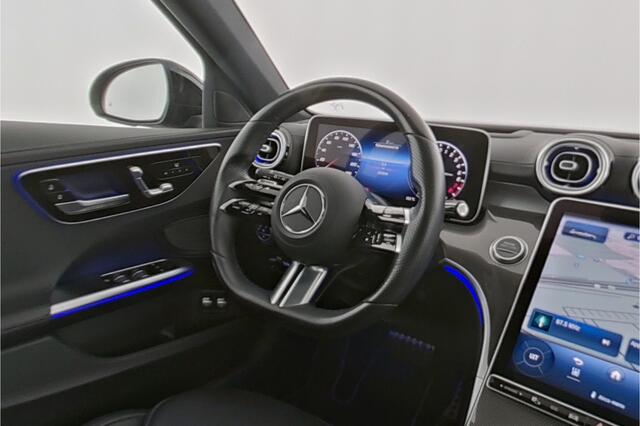 Mercedes-Benz C-KLASSE Estate 300 e AMG Plug-In Hybride AMG Line | Panorama Schuif-Kanteldak | Trekhaak | Digital Licht | Alarm | Parkeerpakket met 360°-camera. Inclusief 24 maanden Mercedes-Benz Certified garantie voor Europa.