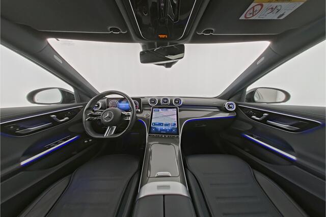 Mercedes-Benz C-KLASSE Estate 300 e AMG Plug-In Hybride AMG Line | Panorama Schuif-Kanteldak | Trekhaak | Digital Licht | Alarm | Parkeerpakket met 360°-camera. Inclusief 24 maanden Mercedes-Benz Certified garantie voor Europa.