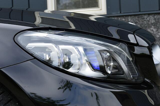 Mercedes-Benz C-KLASSE Cabrio 200 Premium Plus Pack AMG-Line Rijklaarprijs-Garantie Nek verwarming Leder Navigatie Airco Camera Led