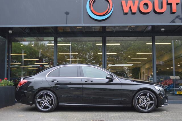 Mercedes-Benz C-KLASSE 200 AMG Aut. Led Leder Dak Camera CarPlay Pdc
