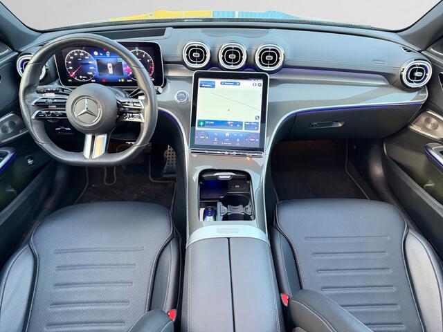 Mercedes-Benz C-KLASSE Estate 200 Launch Edition AMG Line Panoramadak, Headup, Sfeerverlichting, Burmester, Memory seats