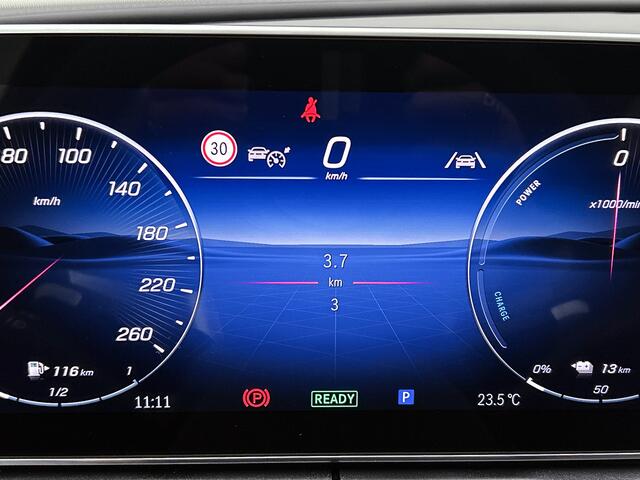 Mercedes-Benz C-KLASSE Estate 300 e 140 Years Edition Comfortpakket Plus | Winterpakket | Parkeerpakket met 360°-camera | Panoramaschuifdak | DISTRONIC | 19" multispaaks lichtmetalen AMG-velgen |