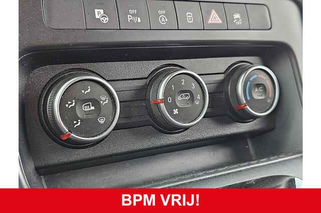 Mercedes-Benz CITAN 110 CDI L2 3-Zits Mbux + Navi LED Automaat Airco Trekhaak Camera Pdc Euro6 1e Eigenaar Bumpers-Kleur!