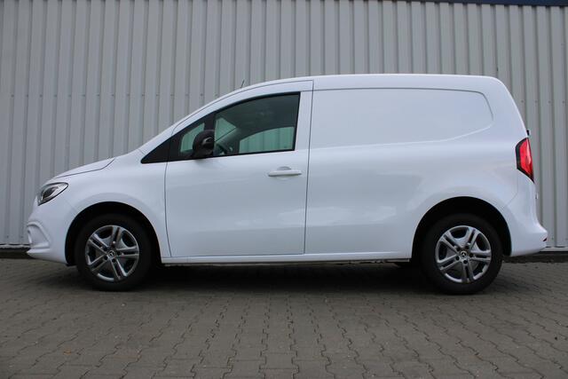 Mercedes-Benz CITAN 108 CDI L1 Base | Incl. 12 maanden garantie | Cruise control | Airco | Schuifdeur rechts | LED dagrijverlichting | DAB+ radio | Betonplex vloer |
