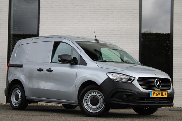 Mercedes-Benz CITAN 113 L1 / Benzine / Schuifdeur / 9.000 km / Apple Carplay / NIEUWSTAAT