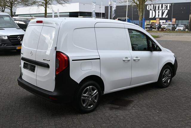 Mercedes-Benz CITAN 110 CDI L1 Pro 3 Zitplaatsen, LED, Camera