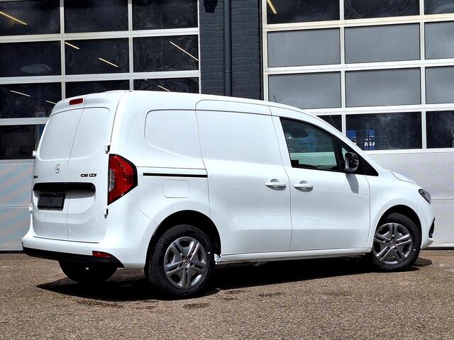 Mercedes-Benz CITAN 108 CDI L1 Pro | Achteruitrijcamera | Dodehoekassistentie | Parkeersensoren Achter | Spoorassistent