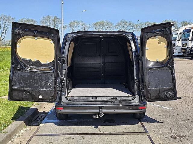 Mercedes-Benz CITAN 110 CDI L1 Pro L1 Pro Navi Mbux LED Trekhaak Airco Camera Stoelverwarming Lichtmetaal Euro6 95 PK!