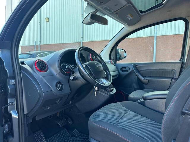 Mercedes-Benz CITAN 112 Ambiente Combi Climate C, Cruise C, Pano.Dak, Camera!!!! VRIJDAG 09-05 ZIJN GEOPEND 10:00 / 15:30!!!!