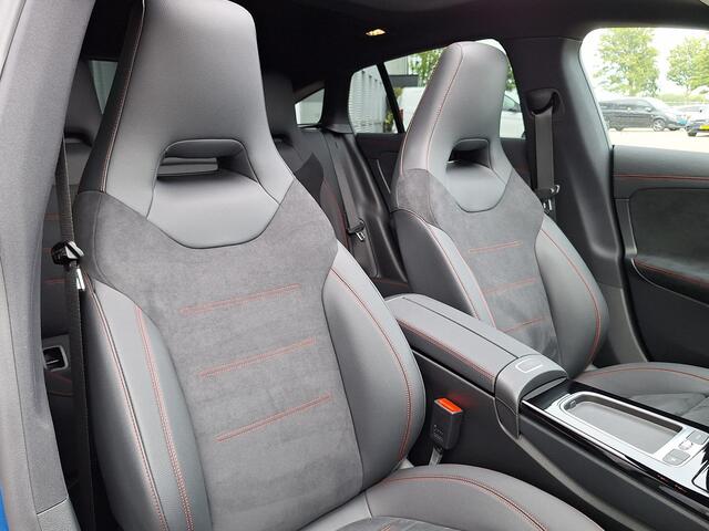 Mercedes-Benz CLA-KLASSE Shooting Brake 180 Star Edition AMG | Panoramadak | Nightpakket | Dodehoekassistent | Apple CarPlay | Android Auto | Sfeerverlichting | Stoelverwarming | Achteruitrijcamera | Elektrisch inklapbare buitenspiegels