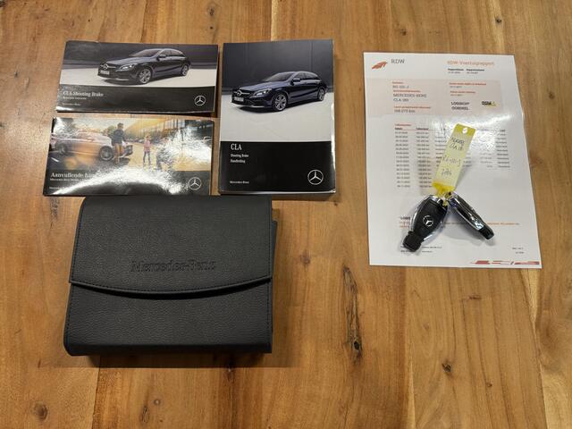 Mercedes-Benz CLA-KLASSE Shooting Brake 180 Business Solution *Org.NL!* 1/2 Leder / Camera / Navigatie / Cruise Control / Stoelverwarming / Climate Control / 18'' LMV
