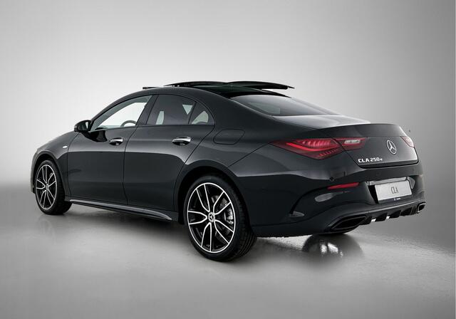 Mercedes-Benz CLA-KLASSE 250 e Business Solution AMG | Trekhaak | Nightpakket | AMG Line Plus pakket | Parkeerpakket met 360°-camera | KEYLESS GO | Head-up display | Dodehoekassistent | Stoelverwarming voor | Licht- en zicht pakket |