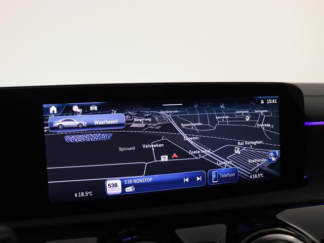 Mercedes-Benz CLA-KLASSE 250 e Star Edition AMG Line | Nightpakket | KEYLESS GO-comfortpakket | Parkeerpakket met achteruitrijcamera | USB pakket plus | Sfeerverlichting | Draadloos oplaadsysteem voor Smartphone |