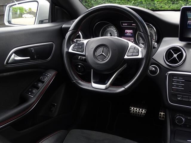 Mercedes-Benz CLA-KLASSE 180 AMG SH.brake Pano.dak 1ste eig Nw.st.