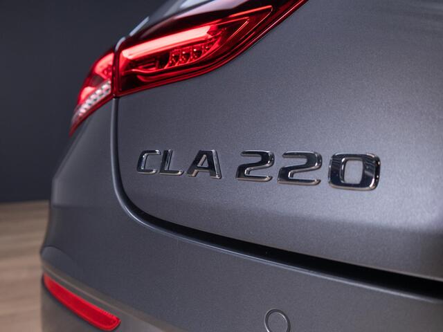Mercedes-Benz CLA-KLASSE Shooting Brake 220 Advantage Line: AMG